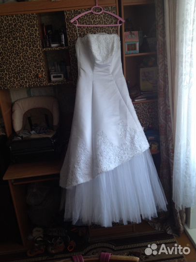 Красивое свадебное платье