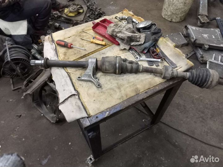 Привод левый Honda HR-V