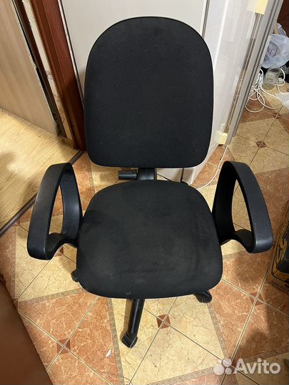 Компьютерное кресло