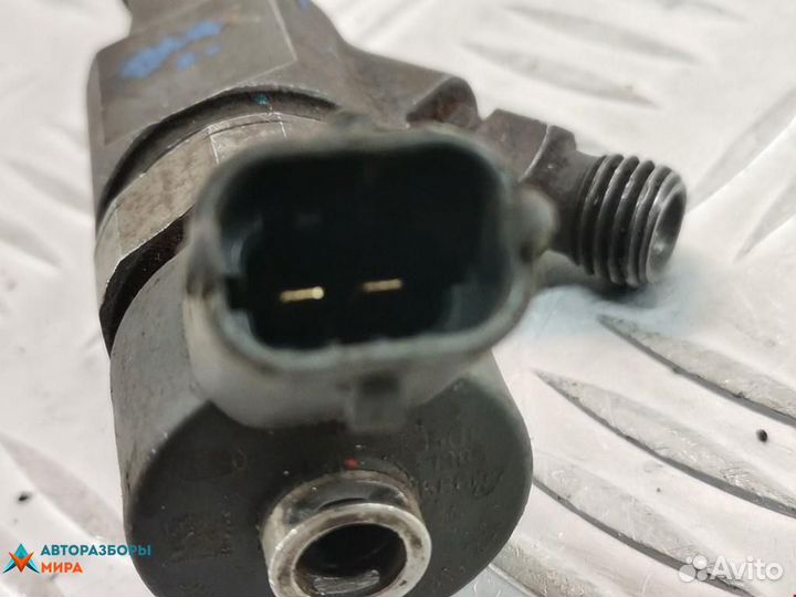 Форсунка Renault Scenic 2 рест. 2007 8200389369