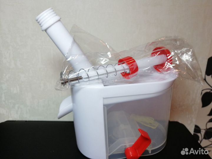 Машинка для удаления косточек из вишни