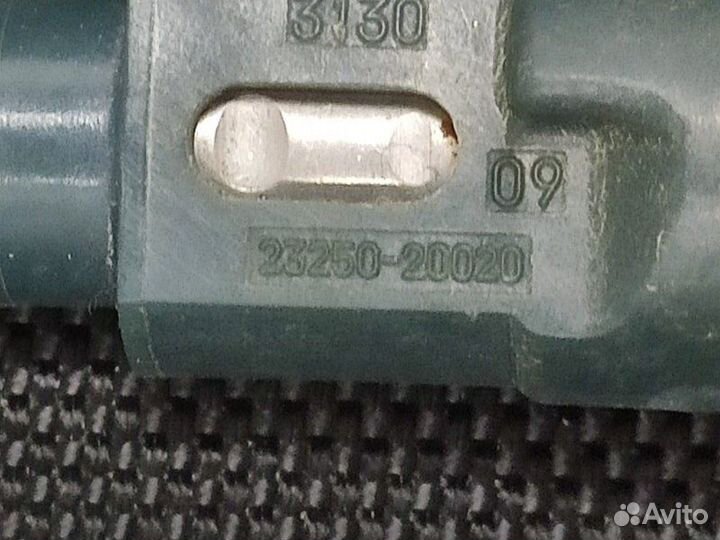 Форсунка топливная Lexus Rx