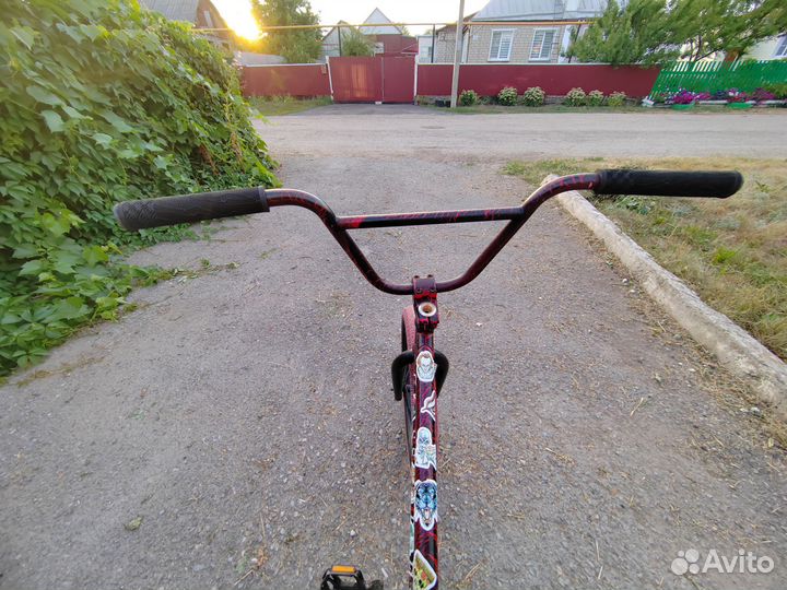 Трюковой велосипед bmx