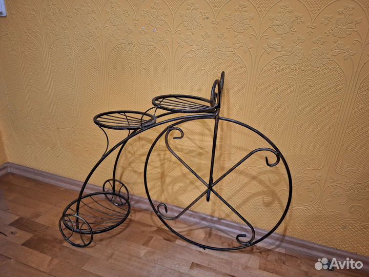 Подставка для цветов