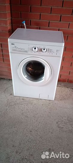 Стиральная машина zanussi