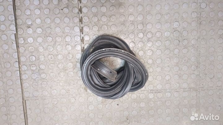 Уплотнитель Volkswagen Arteon, 2019