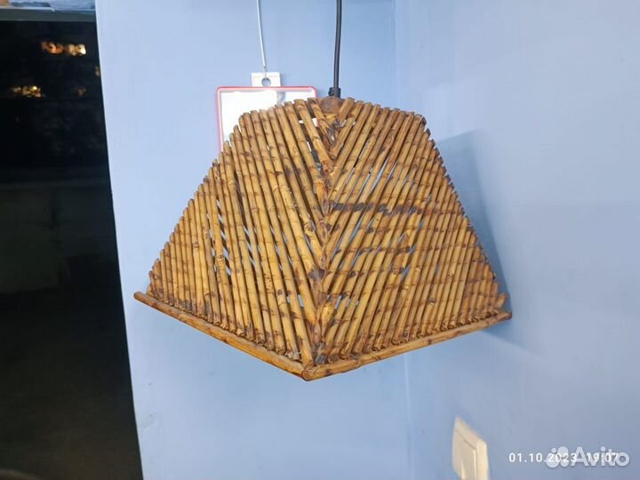 Люстра из дерева