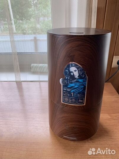 Продам увлажнитель воздуха Redmond