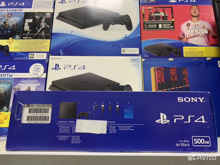 Новая игровая консоль Playstation 4 Slim