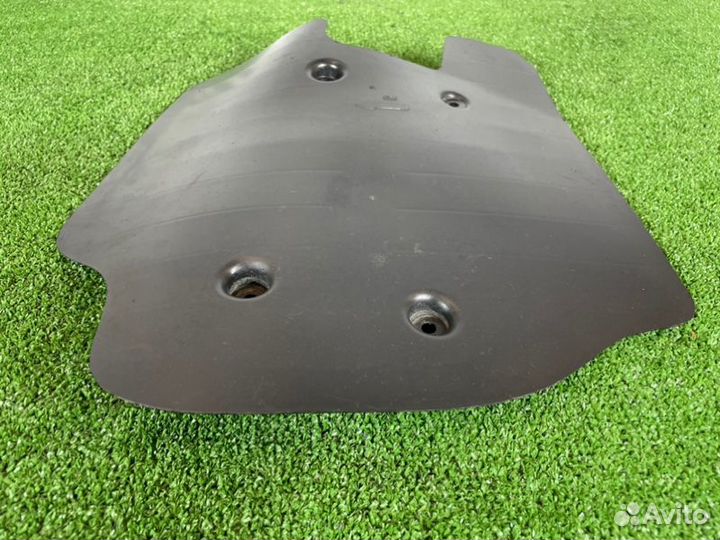 Пыльник подвески задний правый Bmw 740Ld Xdrive