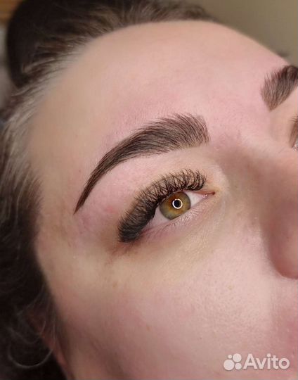 Наращивание ресниц брови