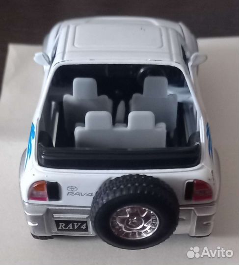 Модель toyota RAV4