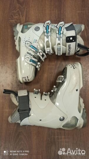 Ботинки горнолыжные женские Salomon 23