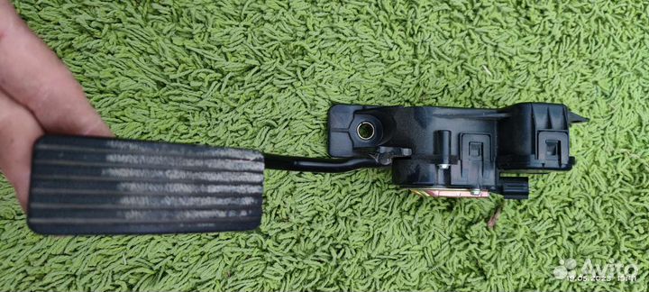 Акселератор педали газа