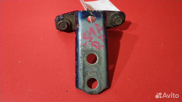 Петля двери задняя правая Mitsubishi Lancer CS1A