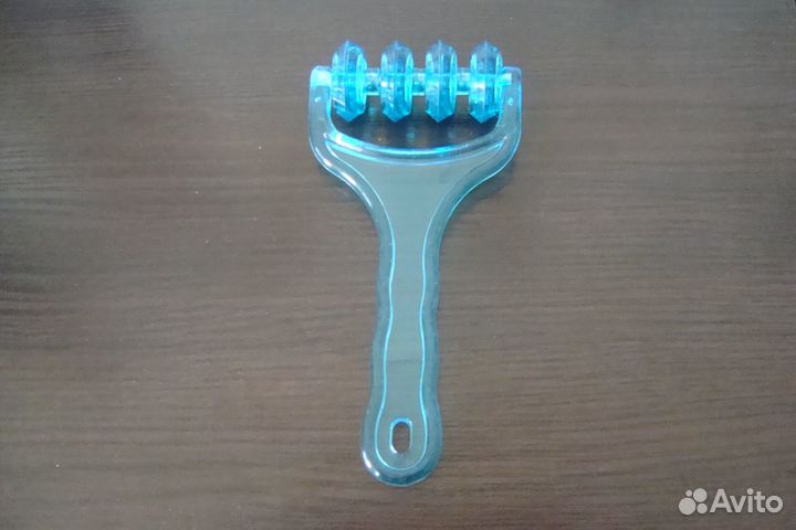 Массажер для тела ручной