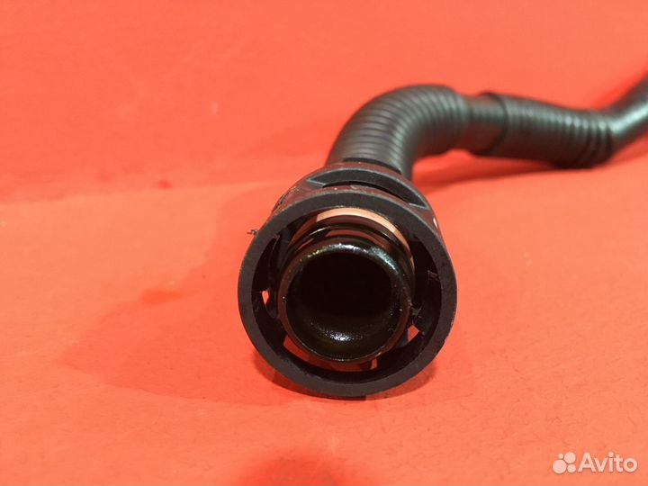 Патрубок вентиляции картерных газов Ford Focus 3