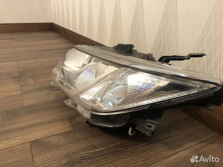 Фары на toyota camry 55