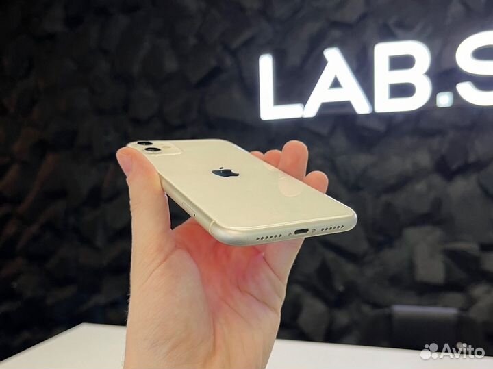 iPhone 11, 128 ГБ