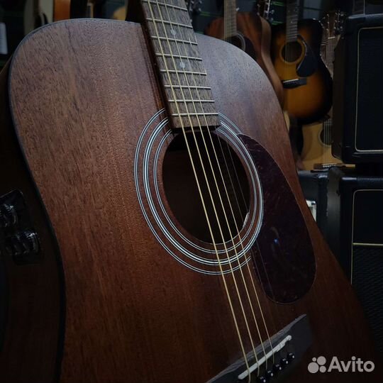 Cort earth 60M Транс-акустическая гитара (новая)