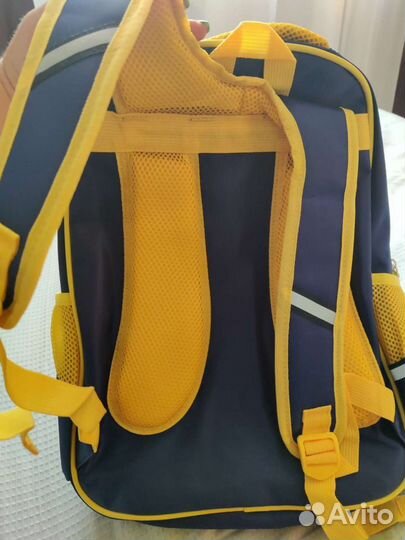 Школьный рюкзак новый