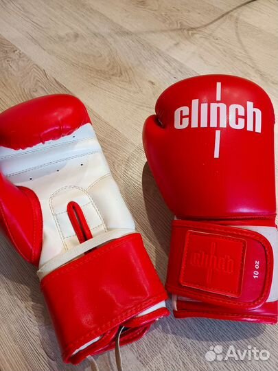 Боксерские перчатки