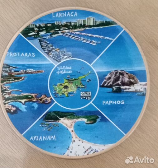 Декоративные тарелки страны мира и города