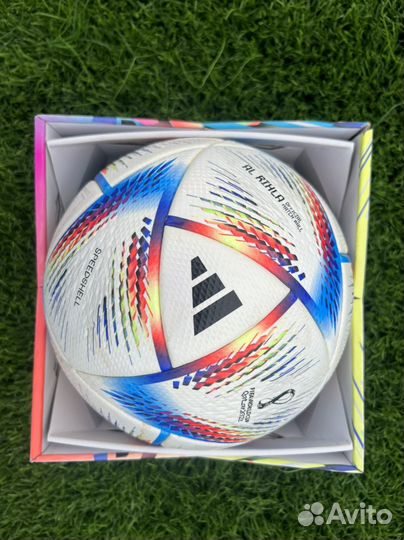 Профессиональный мяч adidas rihla PRO