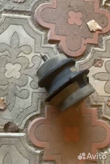 Подушка двигателя infiniti fx 35 s 51