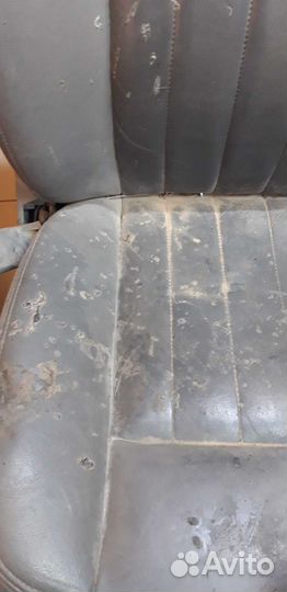 Dodge Durango 2 передние кресла