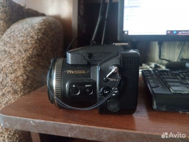 Компактный фотоаппарат Fujifilm finepixs 7000