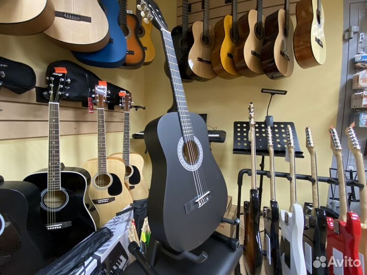 Гитара классическая