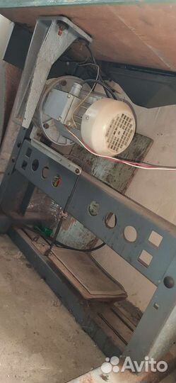 Швейная машинка