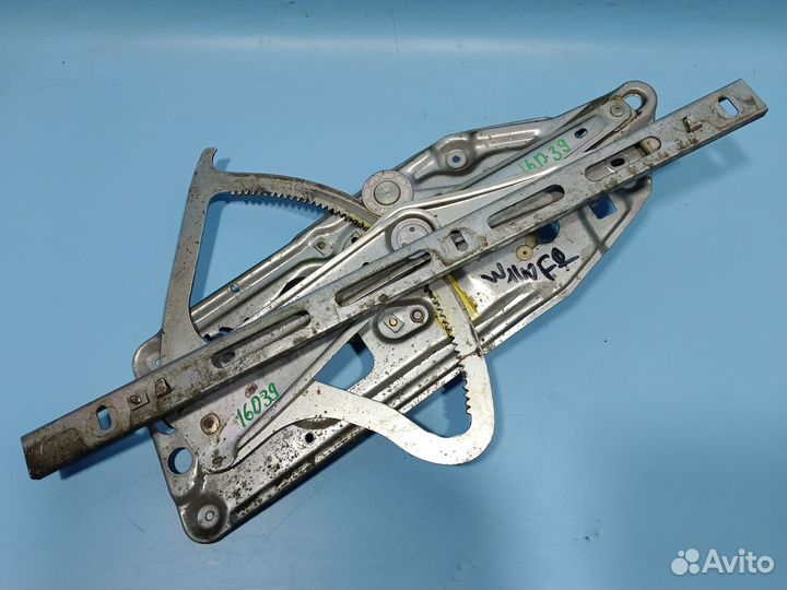 Стеклоподъёмник передний правый Mercedes-Benz W140