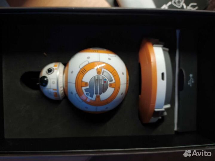 Игрушка-дроид BB-8