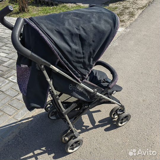 Прогулочная коляска трость