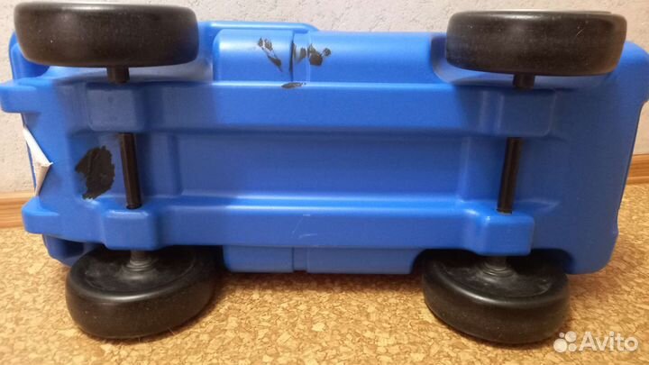 Машина детская каталка