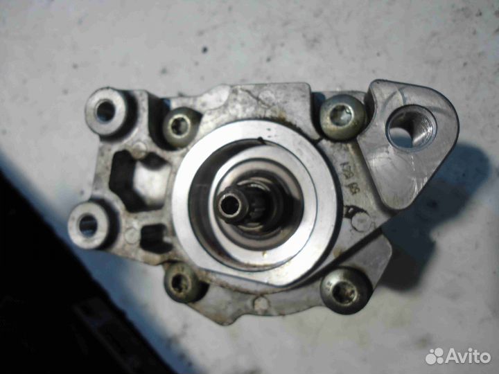 Насос гидроусилителя руля Volkswagen Touareg 2014