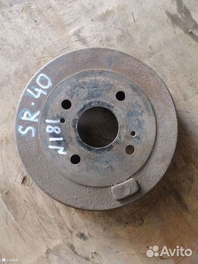 Тормозной барабан на toyota noah SR40