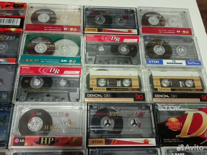 Фирменные аудиокассеты с записями