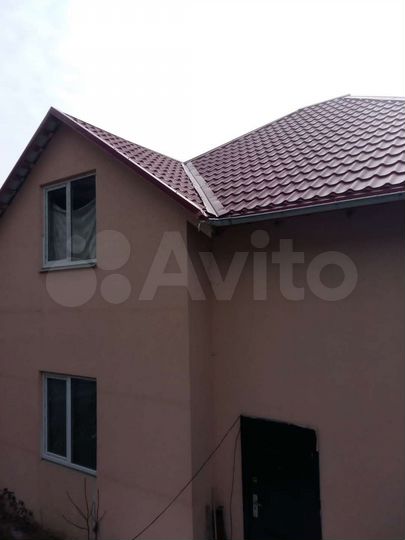 Дом 196 м² на участке 6 сот.