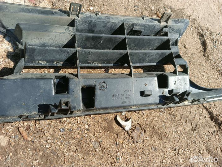 Решетка радиатора Volkswagen golf 3