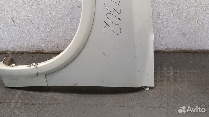 Крыло левое переднее Infiniti QX56, 2010