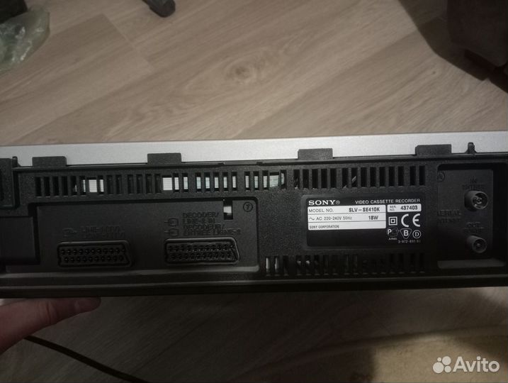 Кассетный магнитофон Sony