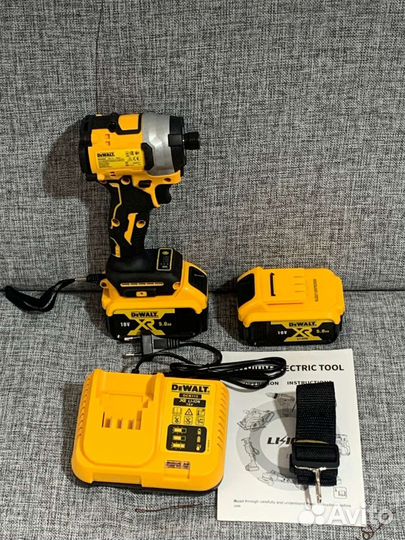 Винтоверт аккумуляторный dewalt