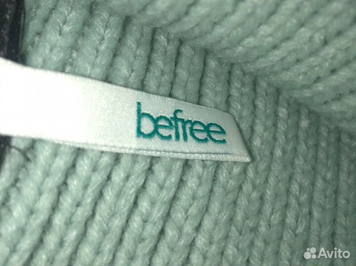 Шапка женская вязаная