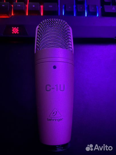Микрофон berehringer C-1U