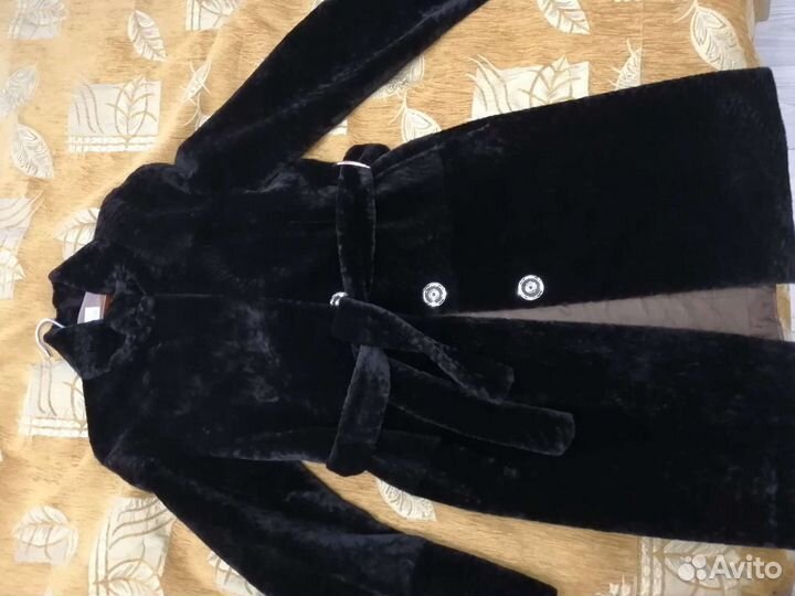 Пальто женское меховое 44 р-ра