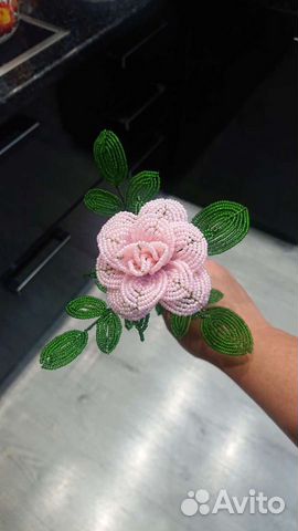 Роза из бисера