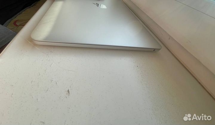 Apple macbook pro 13 2020 m1 8gb 256